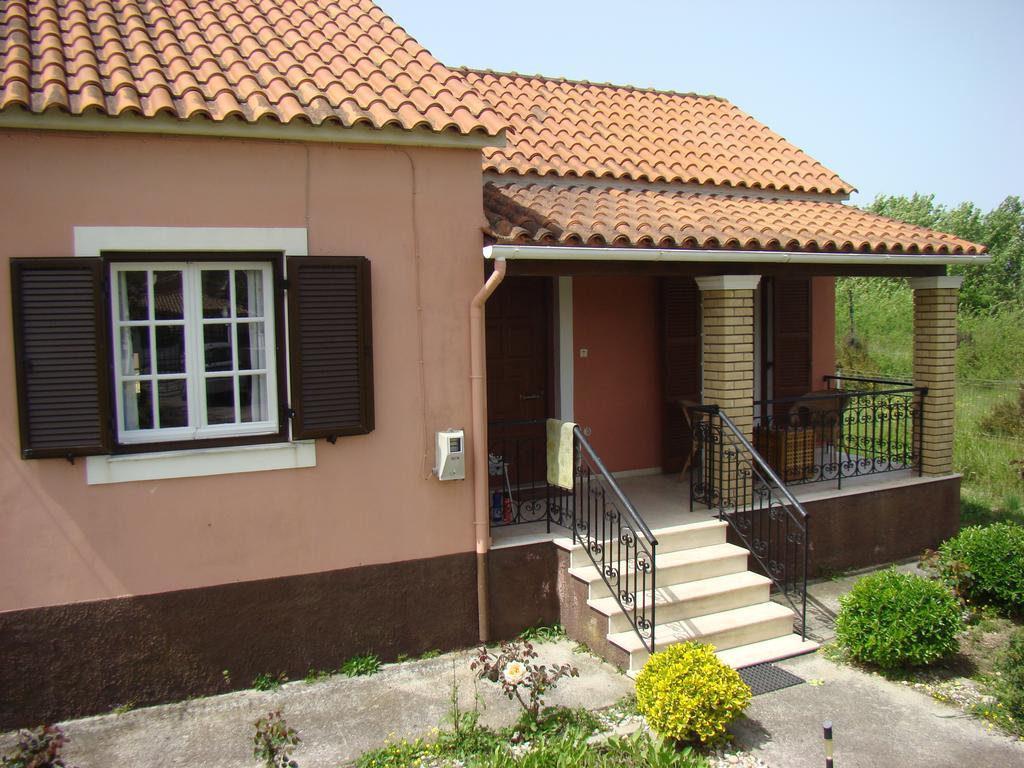 Beautiful Nearby Beach House With Garden, Private Pool And Large Yard Сидари Екстериор снимка
